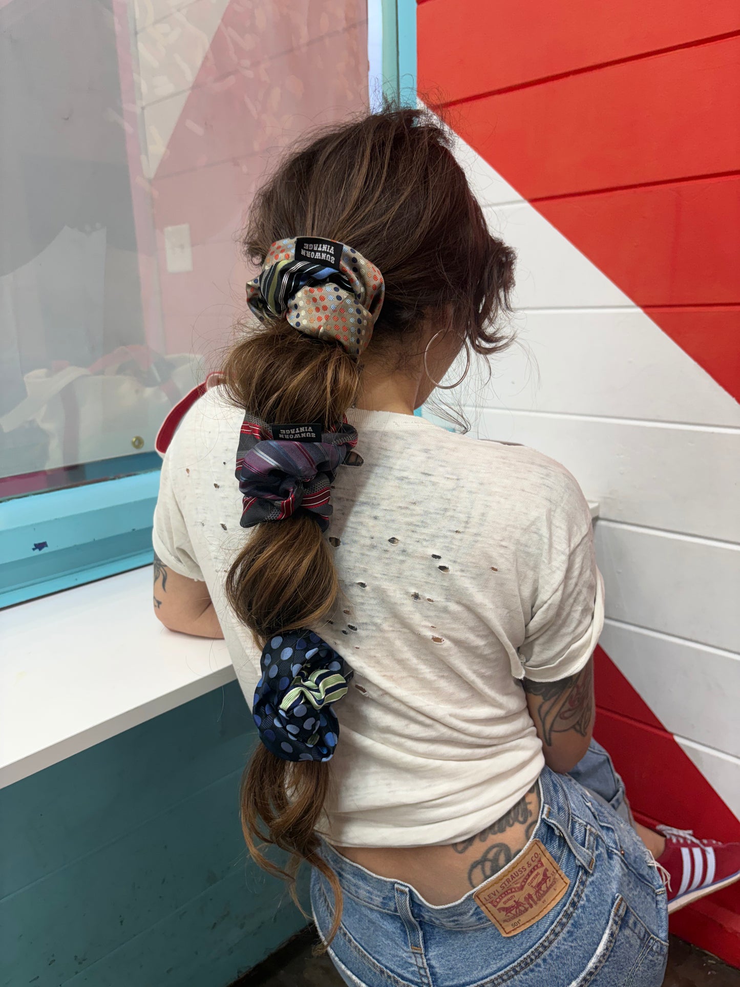 SUNWORN TIE SCRUNCHIE INSTRUCTIONS (FREE DOWNLOAD!)