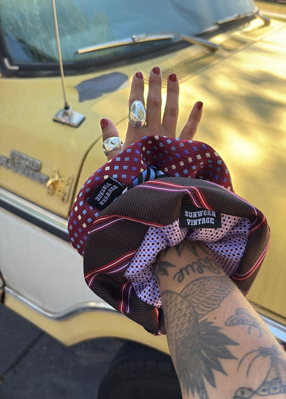 SUNWORN TIE SCRUNCHIE INSTRUCTIONS (FREE DOWNLOAD!)